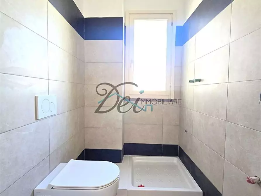 Immagine 15 di Appartamento in vendita  in Via del Borghetto  a Lucca