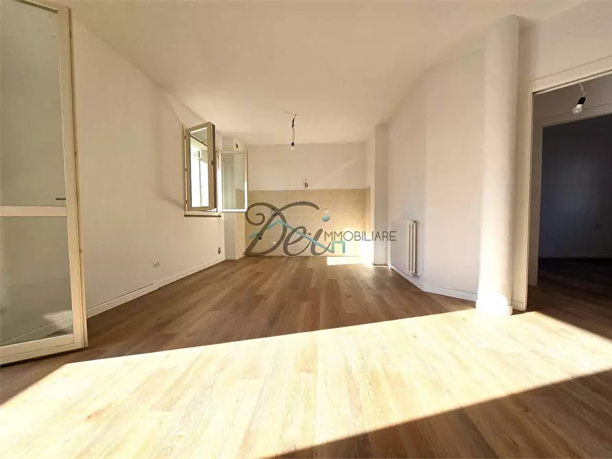 Immagine 4 di Appartamento in vendita  in Via del Borghetto  a Lucca