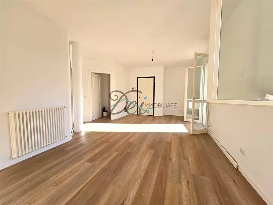 Immagine 2 di Appartamento in vendita  in Via del Borghetto  a Lucca