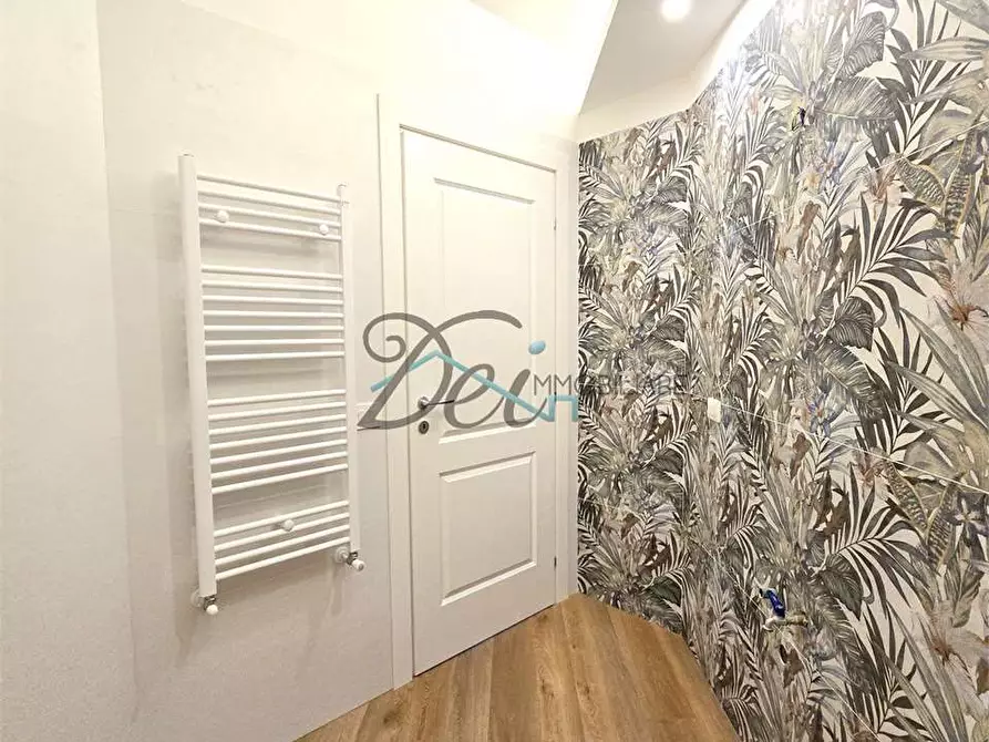 Immagine 22 di Appartamento in vendita  in Via del Borghetto  a Lucca