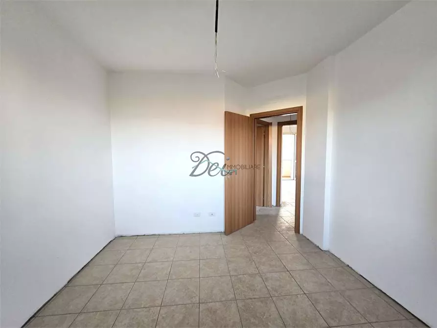 Immagine 12 di Appartamento in vendita  in Via del Borghetto  a Lucca