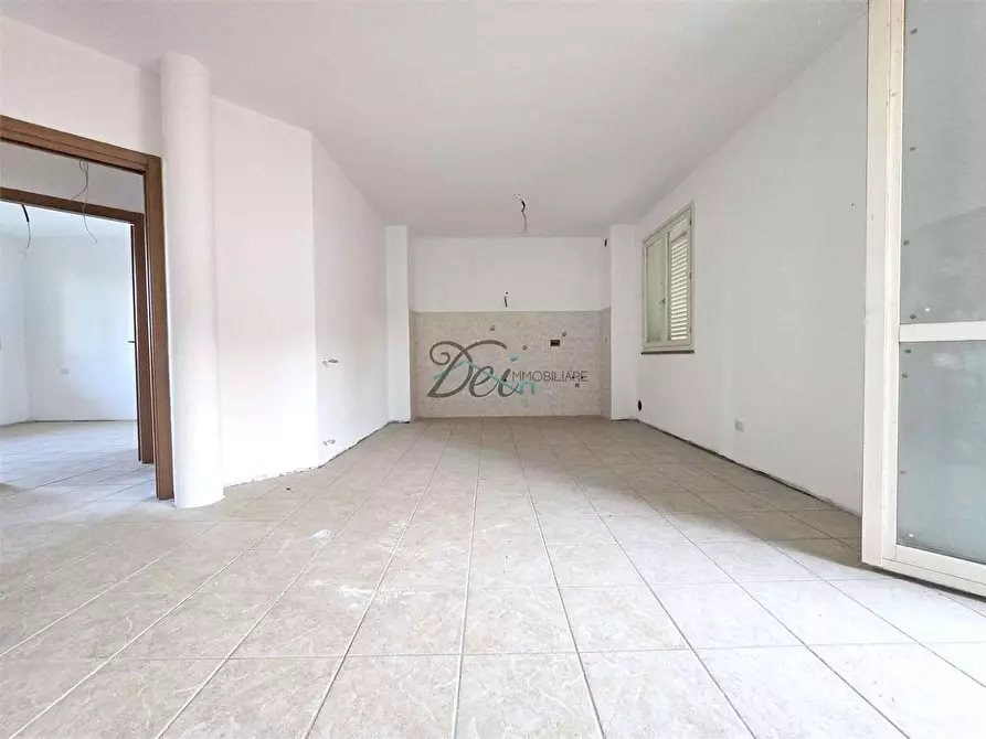 Immagine 3 di Appartamento in vendita  in Via del Borghetto  a Lucca