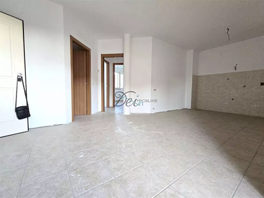 Immagine 5 di Appartamento in vendita  in Via del Borghetto  a Lucca