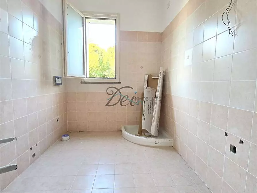 Immagine 14 di Appartamento in vendita  in Via del Borghetto  a Lucca