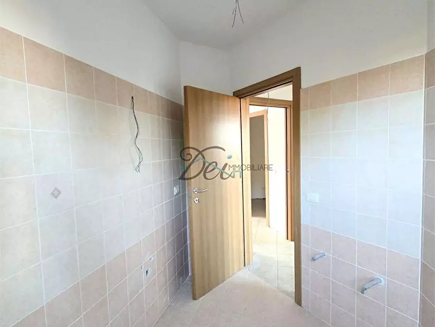 Immagine 15 di Appartamento in vendita  in Via del Borghetto  a Lucca