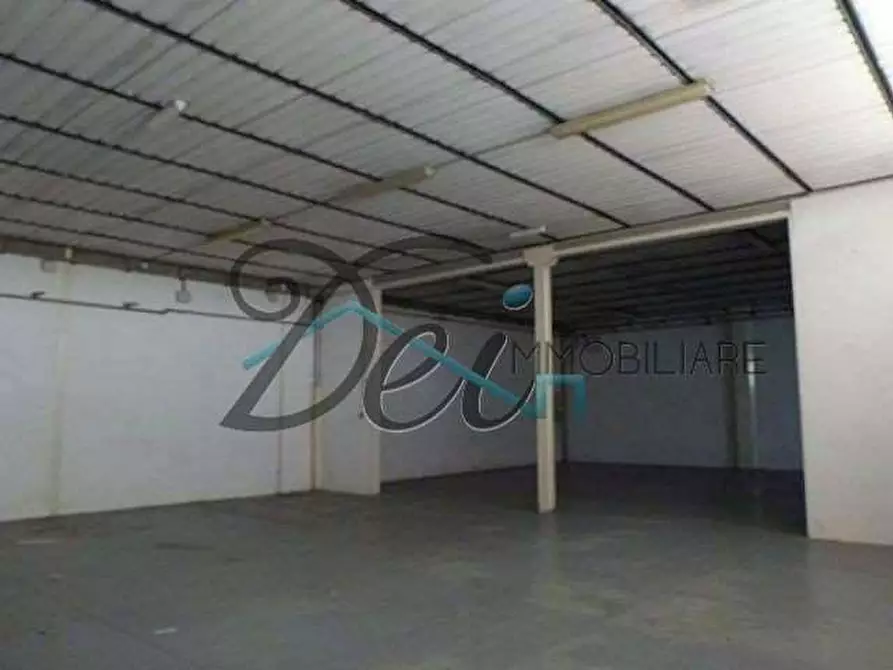 Immagine 4 di Capannone industriale in affitto  in via pesciatina  322 a Capannori