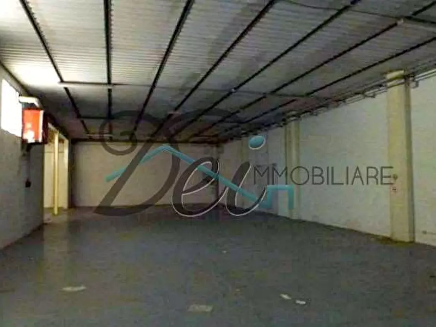 Immagine 7 di Capannone industriale in affitto  in via pesciatina  322 a Capannori