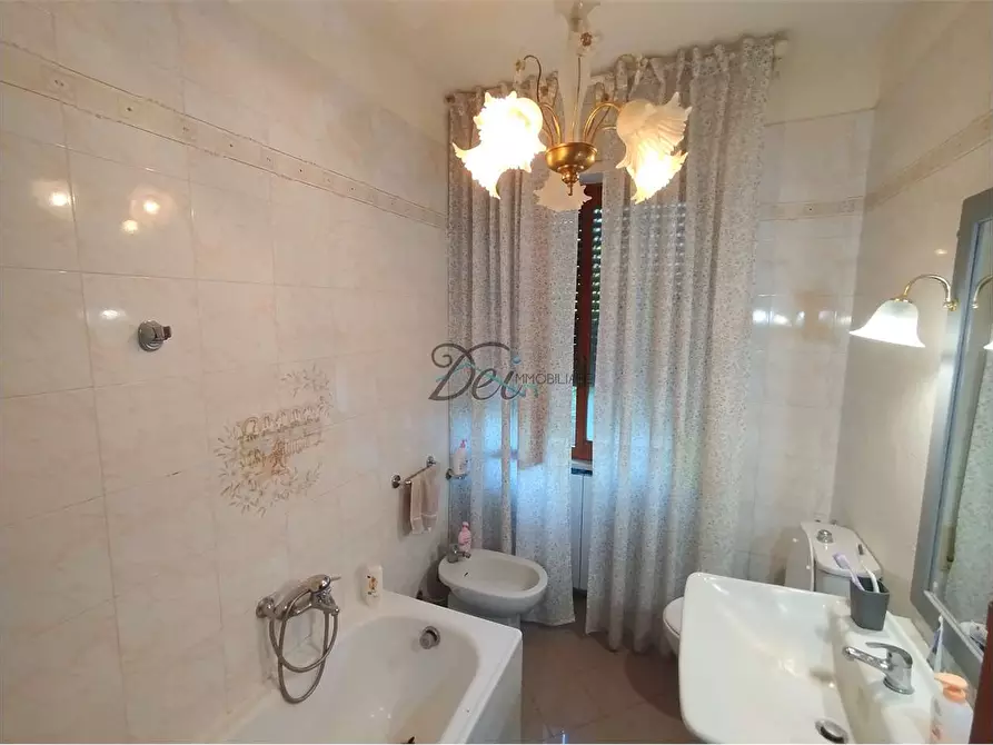 Immagine 20 di Casa bifamiliare in vendita  in via pesciatina  705 a Lucca