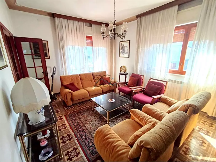 Immagine 10 di Villa in vendita  in Via della santissima annunziata  a Lucca