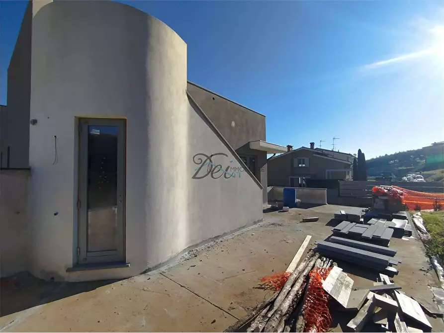 Immagine 16 di Villa in vendita  in via delle vitialle a Capannori