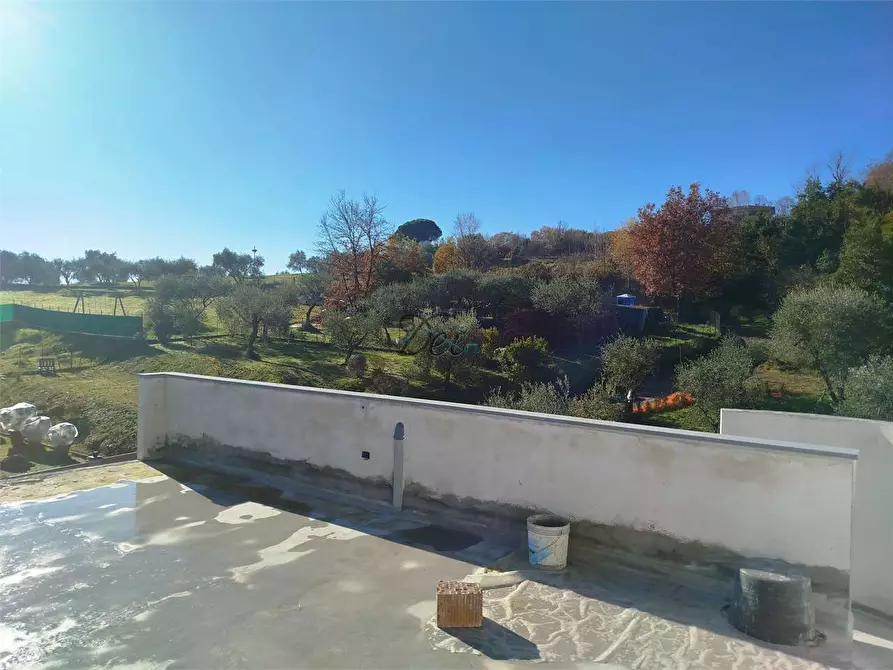 Immagine 19 di Villa in vendita  in via delle vitialle a Capannori