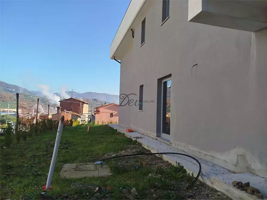 Immagine 24 di Villa in vendita  in via delle vitialle a Capannori