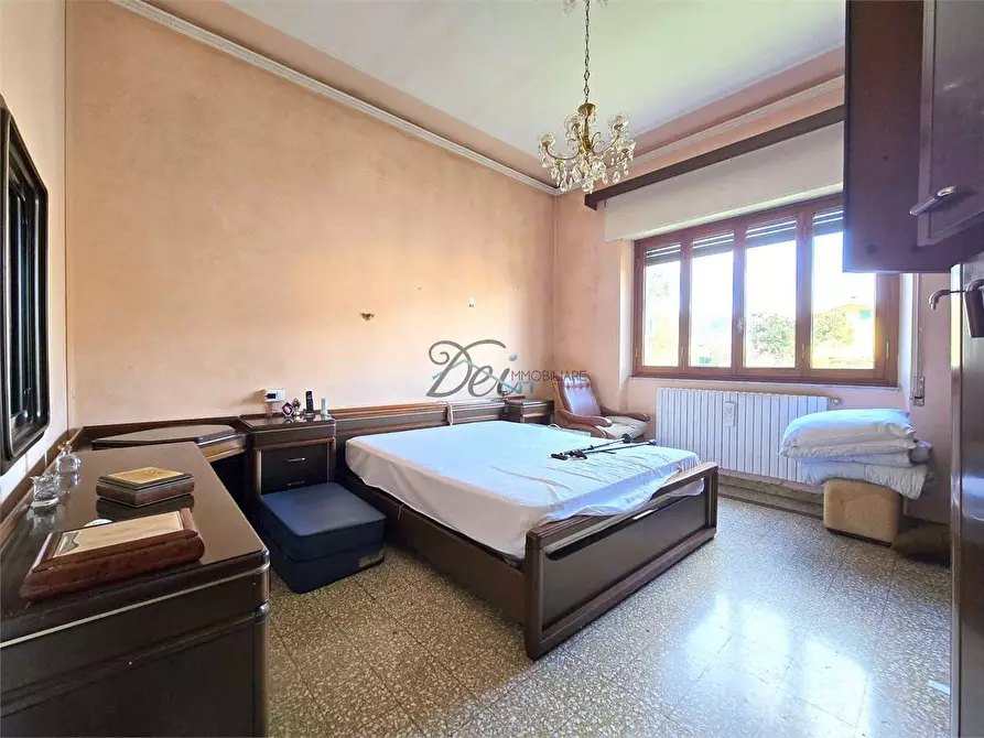 Immagine 17 di Villa in vendita  in Via Traversa  a Capannori