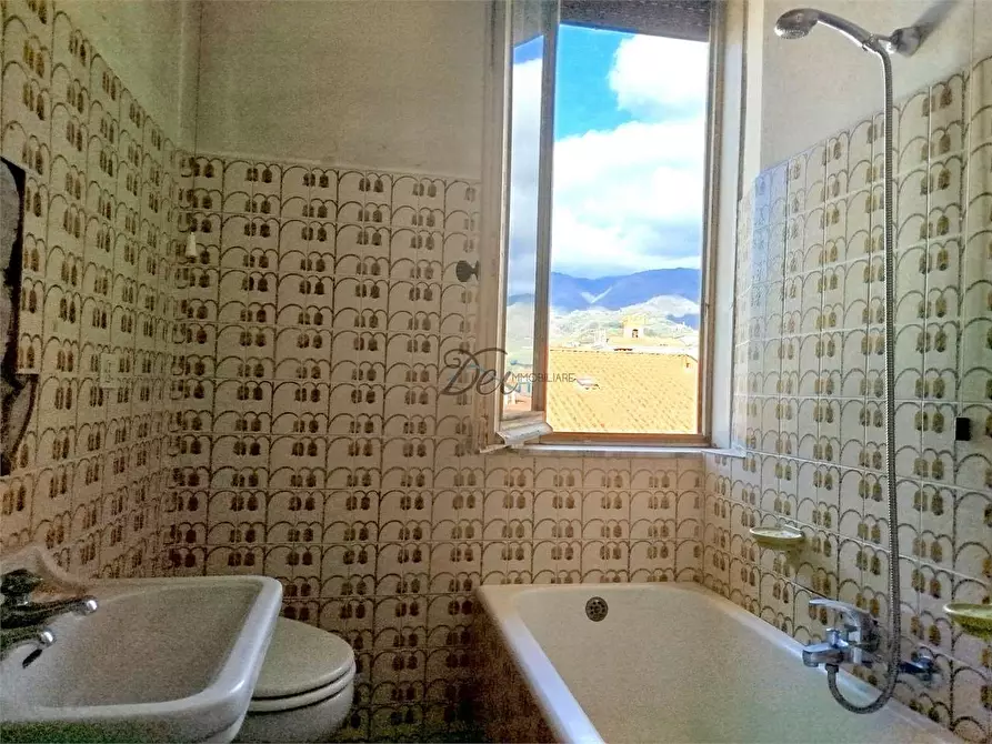 Immagine 21 di Appartamento in vendita  in via san donnino a Capannori