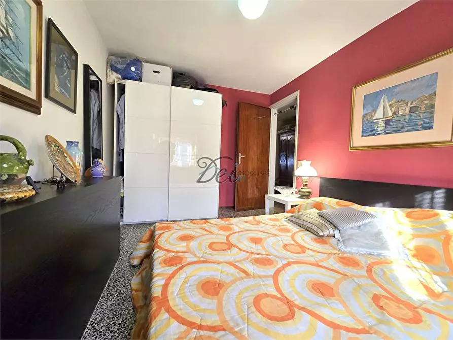 Immagine 22 di Porzione di casa in vendita  in Via della cateratta a Capannori