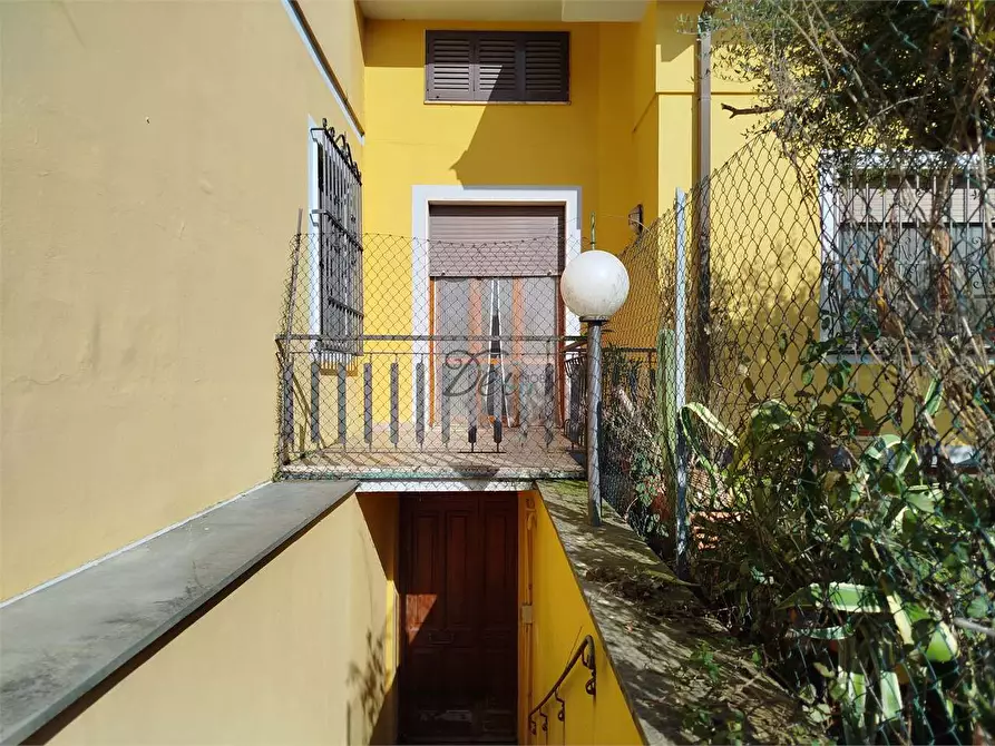 Immagine 33 di Casa bifamiliare in vendita  in via delle pierone a Lucca