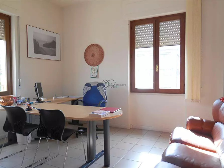 Immagine 3 di Ufficio in affitto  in Via San Marco a Lucca