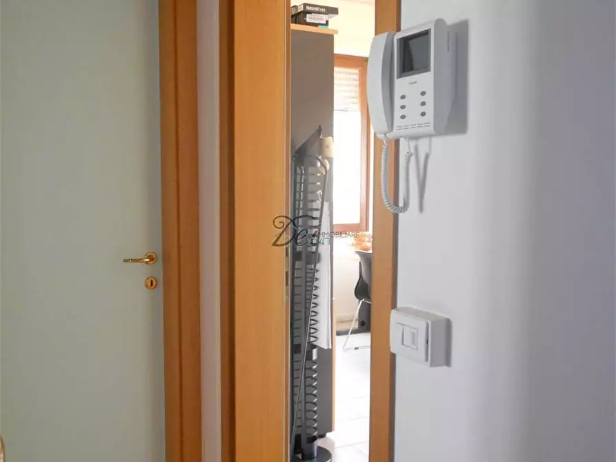 Immagine 7 di Ufficio in affitto  in Via San Marco a Lucca