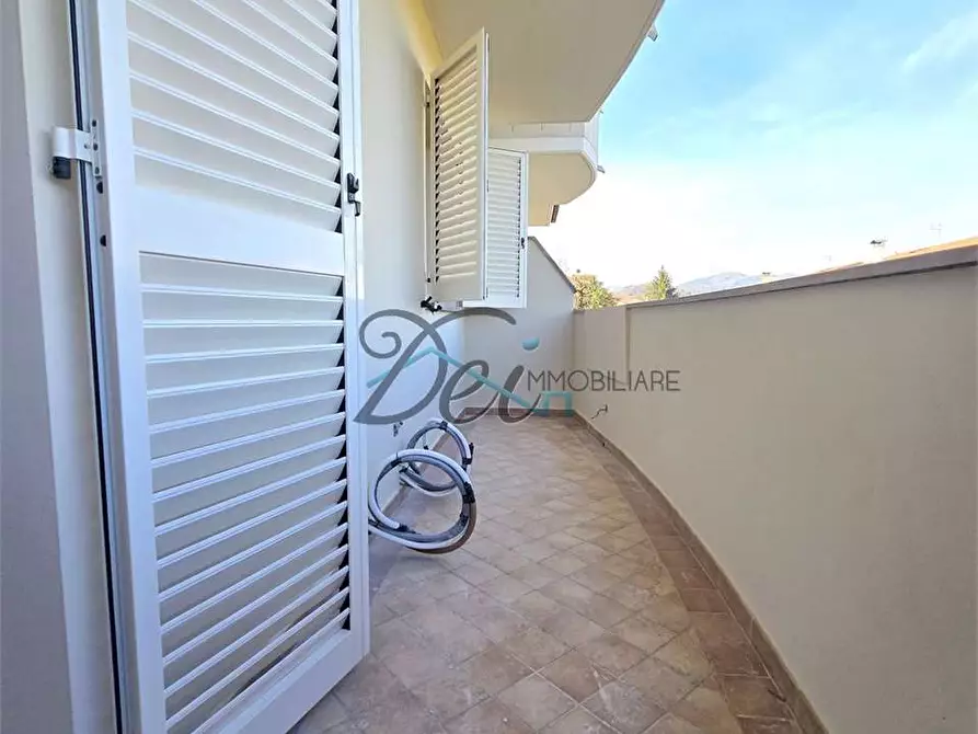 Immagine 19 di Appartamento in vendita  in Via del Borghetto  a Lucca