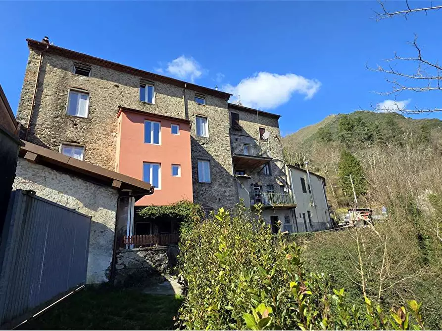 Immagine 35 di Casa indipendente in vendita  a Bagni Di Lucca