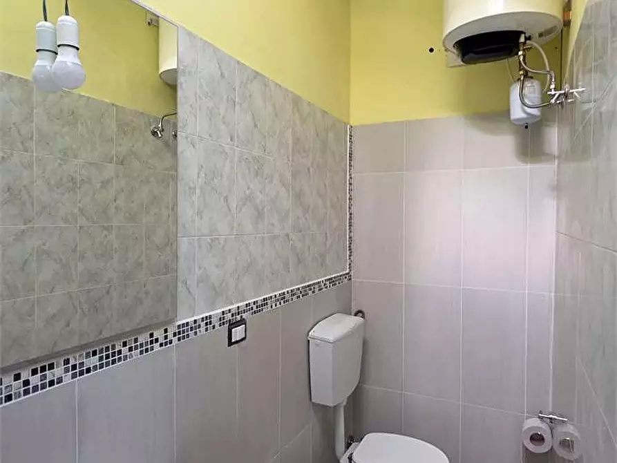 Immagine 34 di Casa indipendente in vendita  a Bagni Di Lucca