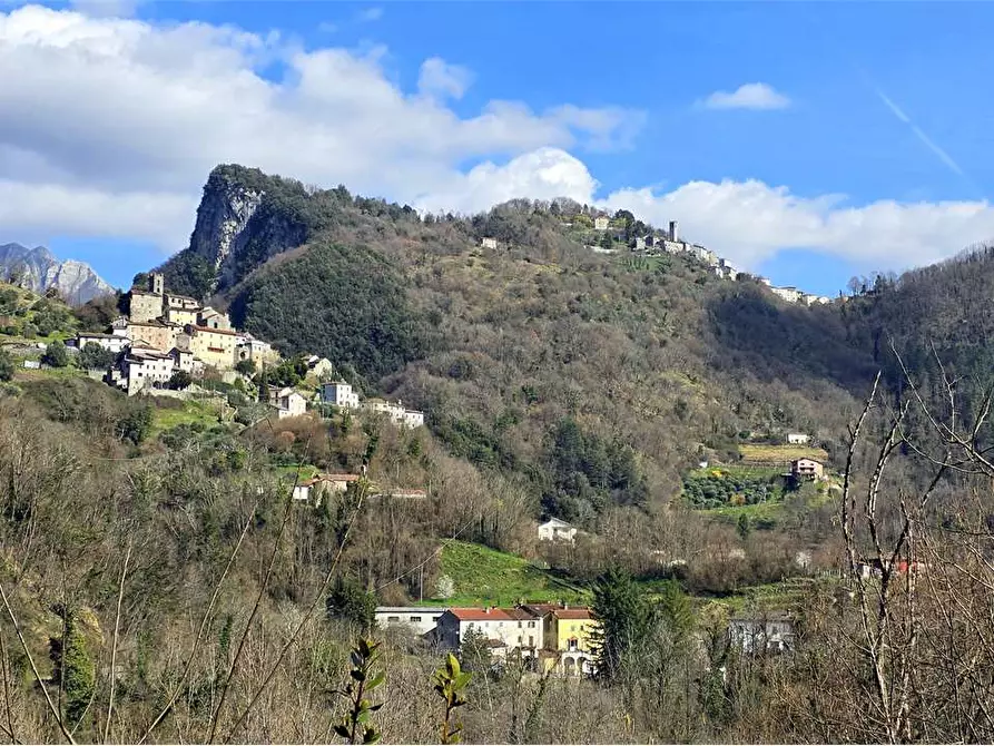 Immagine 5 di Casa indipendente in vendita  a Bagni Di Lucca