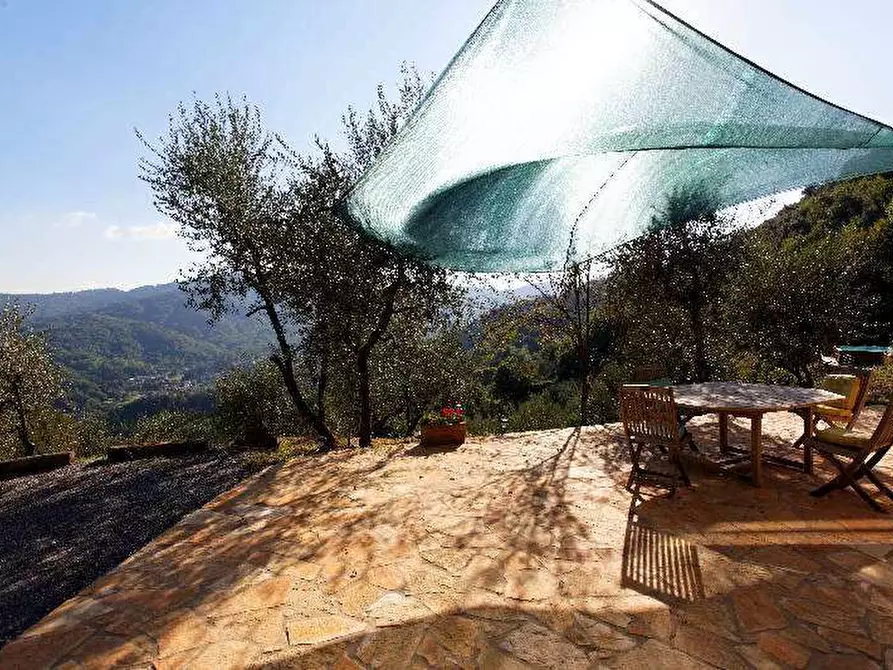 Immagine 9 di Rustico / casale in vendita  a Borgo A Mozzano