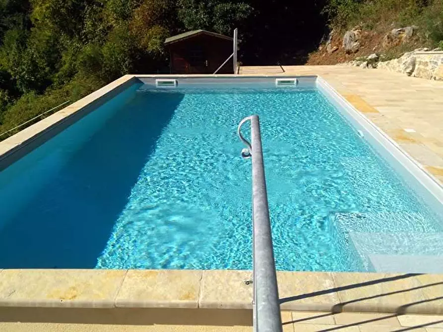 Immagine 8 di Rustico / casale in vendita  a Borgo A Mozzano