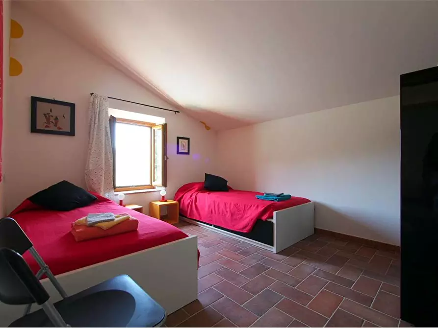 Immagine 28 di Rustico / casale in vendita  a Borgo A Mozzano