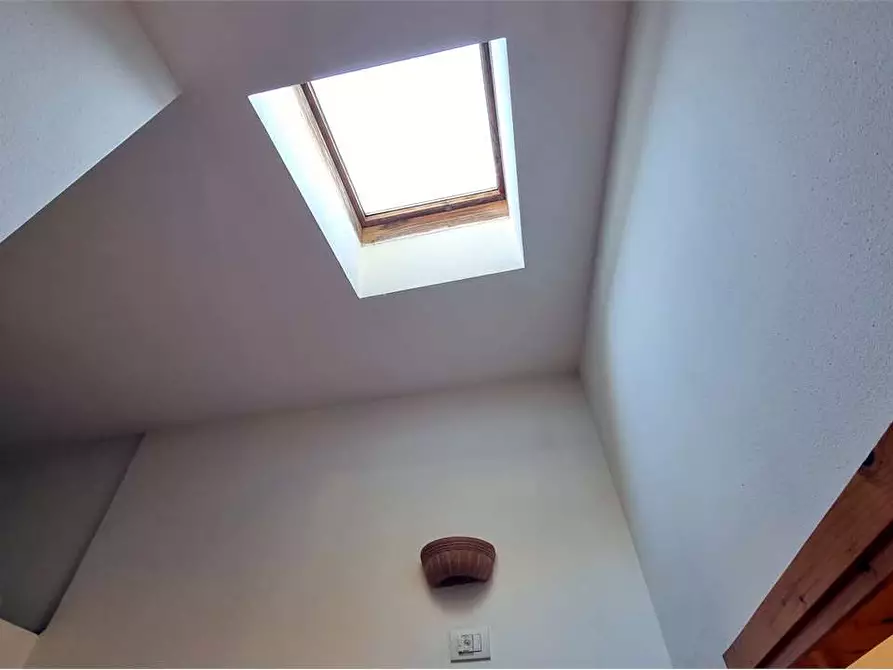 Immagine 32 di Rustico / casale in vendita  a Borgo A Mozzano