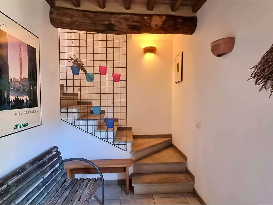 Immagine 23 di Rustico / casale in vendita  a Borgo A Mozzano