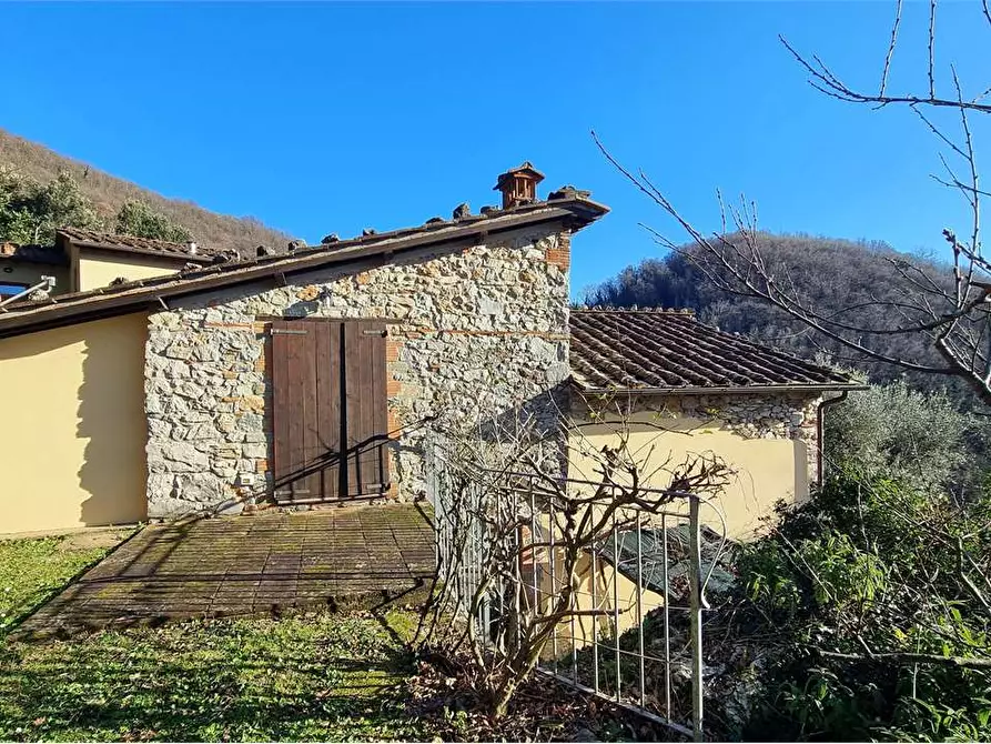 Immagine 12 di Rustico / casale in vendita  a Borgo A Mozzano