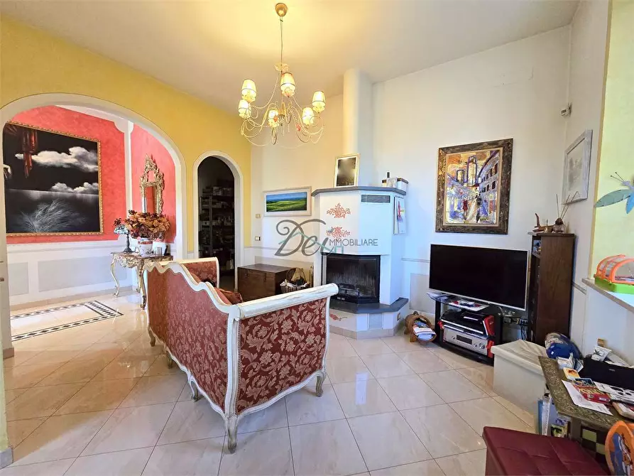 Immagine 7 di Villa in vendita  in Via Lombarda a Capannori