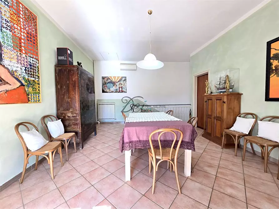 Immagine 31 di Villa in vendita  in Via Lombarda a Capannori