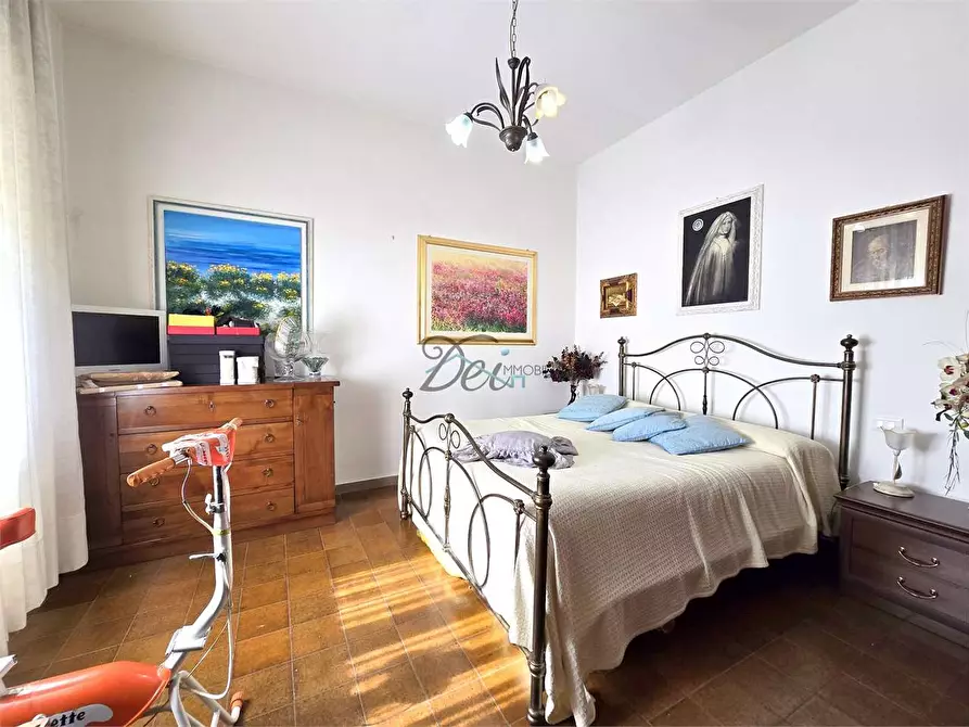 Immagine 38 di Villa in vendita  in Via Lombarda a Capannori