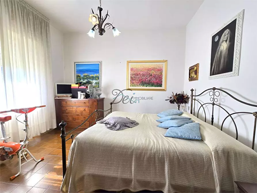 Immagine 39 di Villa in vendita  in Via Lombarda a Capannori