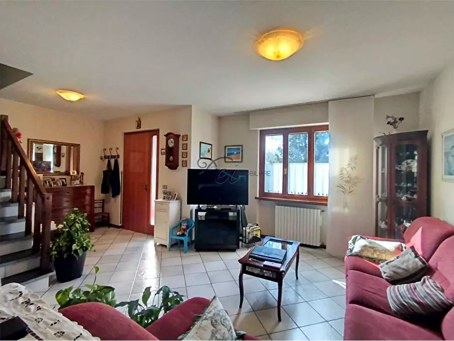 Immagine 4 di Villetta a schiera in vendita  in via delle cornacchie a Lucca