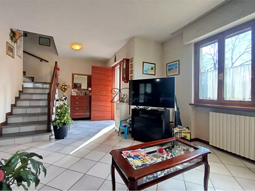 Immagine 5 di Villetta a schiera in vendita  in via delle cornacchie a Lucca