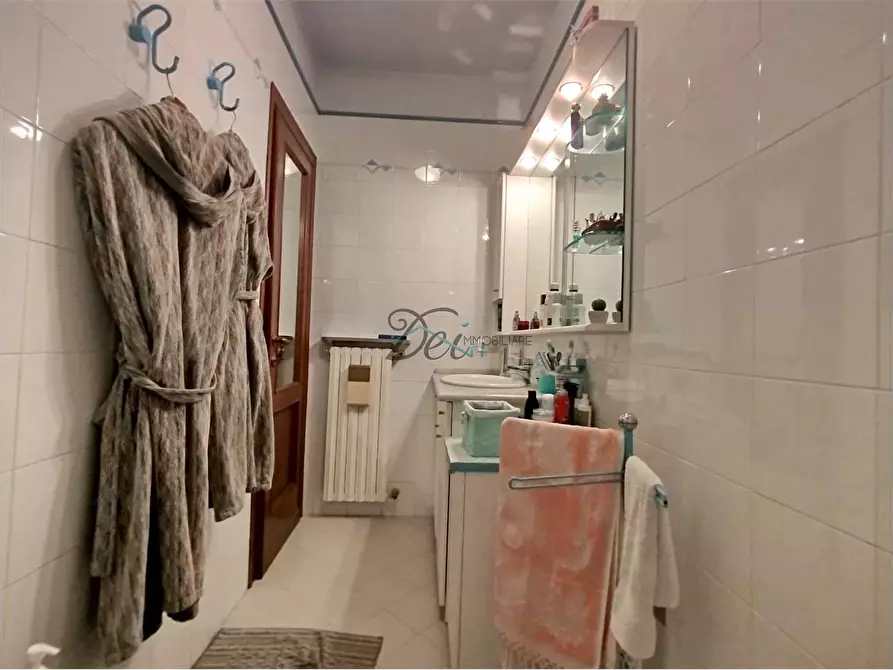 Immagine 32 di Villetta a schiera in vendita  in via delle cornacchie a Lucca