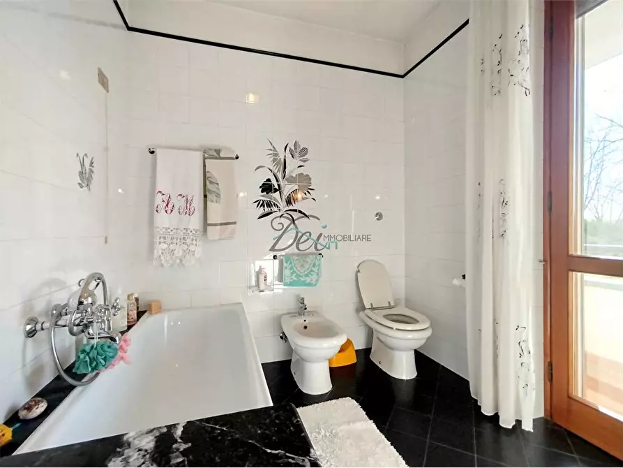 Immagine 31 di Villetta a schiera in vendita  in via delle cornacchie a Lucca