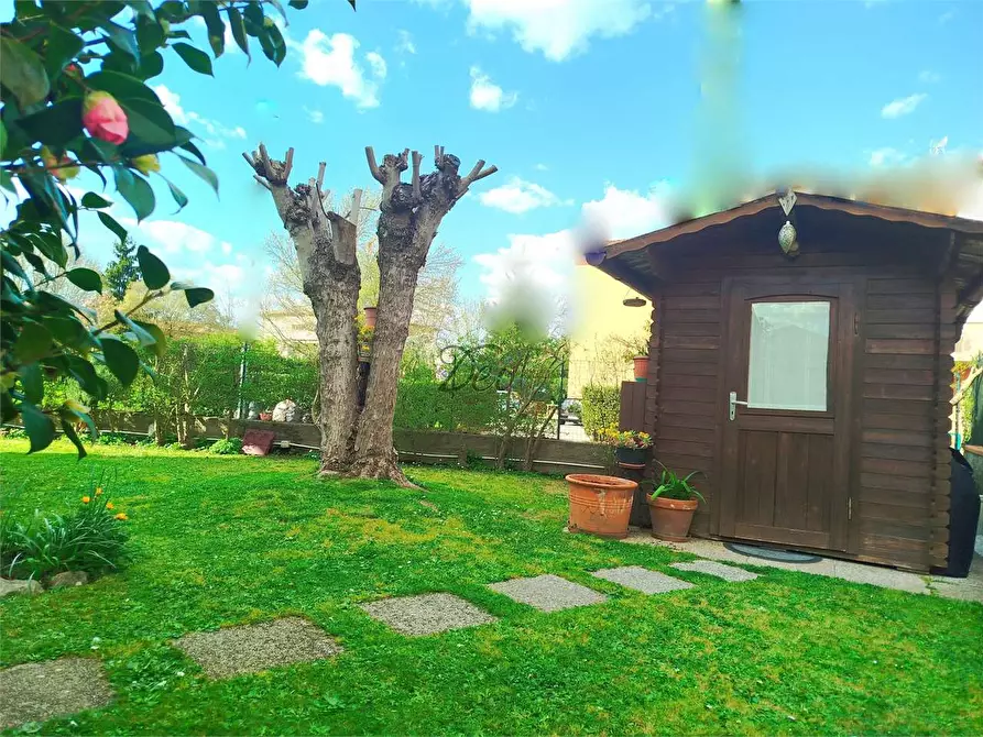 Immagine 42 di Villetta a schiera in vendita  in via delle cornacchie a Lucca