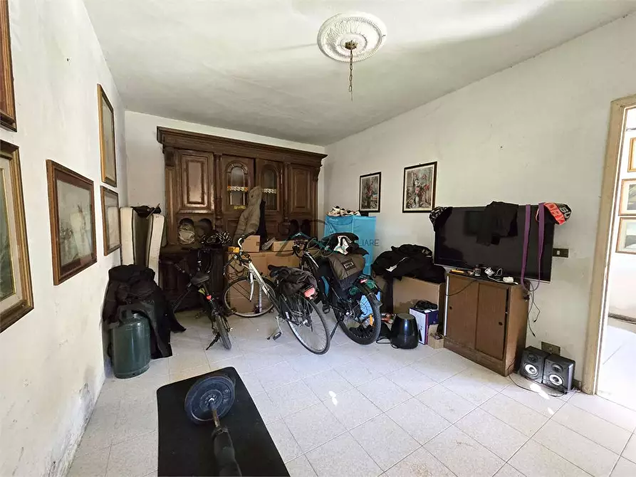 Immagine 8 di Porzione di casa in vendita  in Via di Liso a Capannori