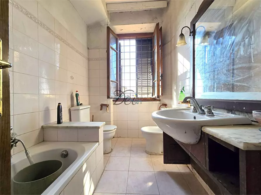 Immagine 20 di Porzione di casa in vendita  in Via di Liso a Capannori