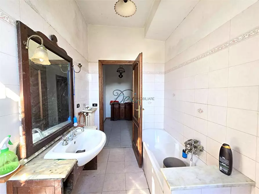 Immagine 22 di Porzione di casa in vendita  in Via di Liso a Capannori