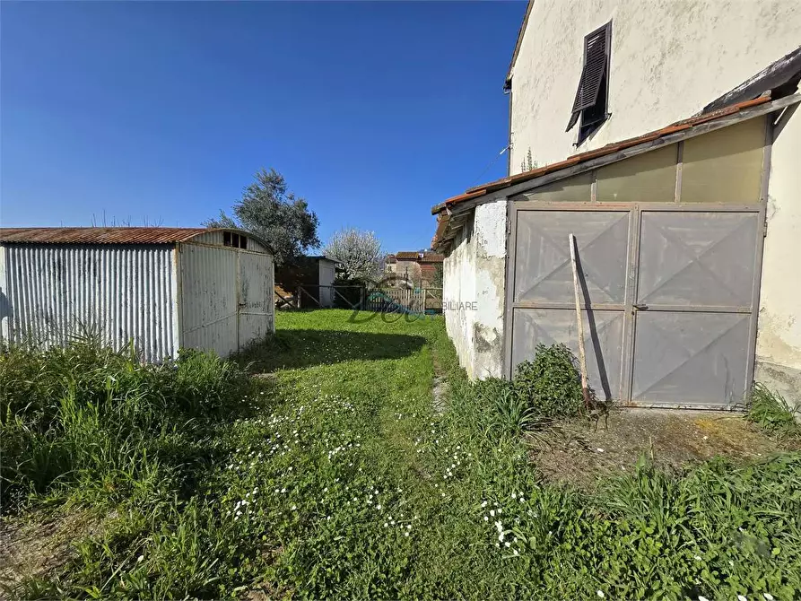 Immagine 4 di Porzione di casa in vendita  in Via di Liso a Capannori