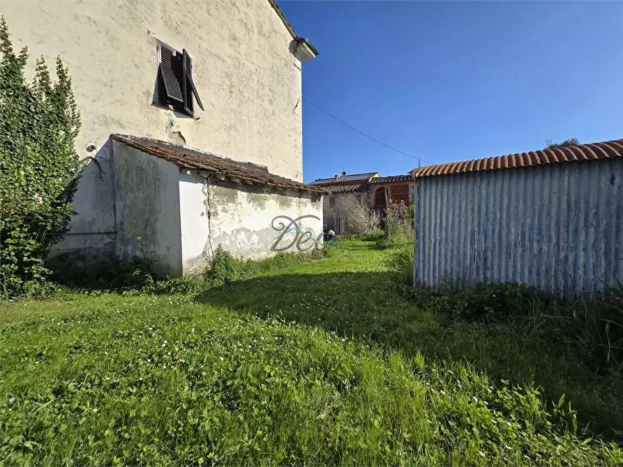 Immagine 32 di Porzione di casa in vendita  in Via di Liso a Capannori