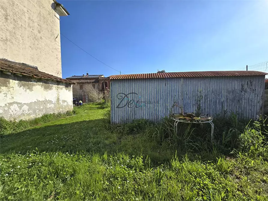 Immagine 33 di Porzione di casa in vendita  in Via di Liso a Capannori