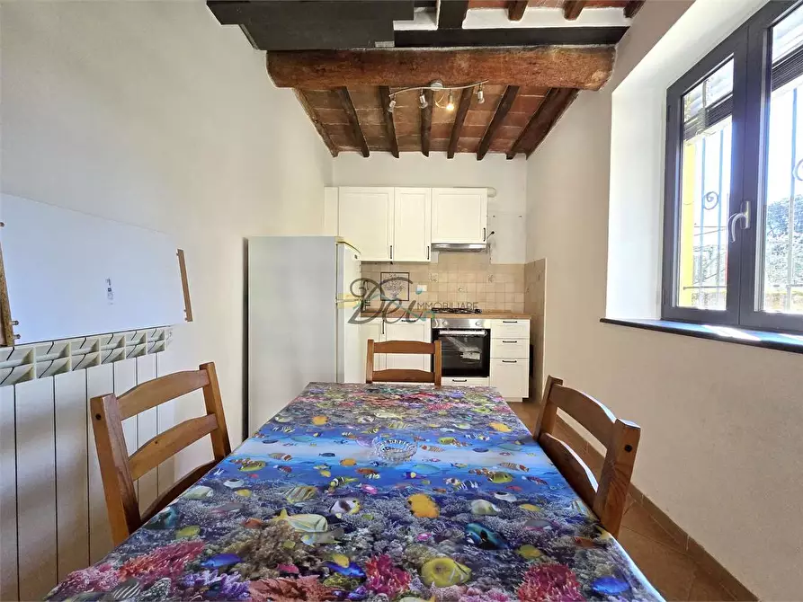 Immagine 9 di Porzione di casa in vendita  in Viale San Gemignano a Lucca