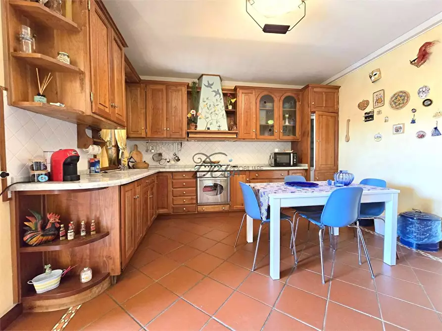 Immagine 26 di Villa in vendita  in via dell ave maria  a Capannori