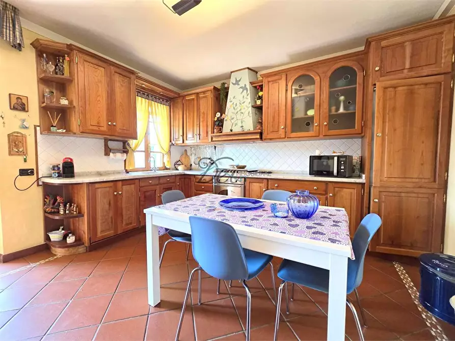 Immagine 27 di Villa in vendita  in via dell ave maria  a Capannori